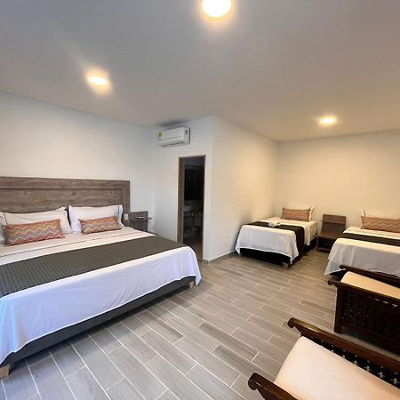 Hotel Casa Oliveros ริเวรา ภายนอก รูปภาพ